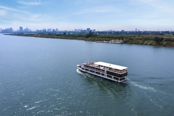 Shore excursions and activities on Toum Tiou II